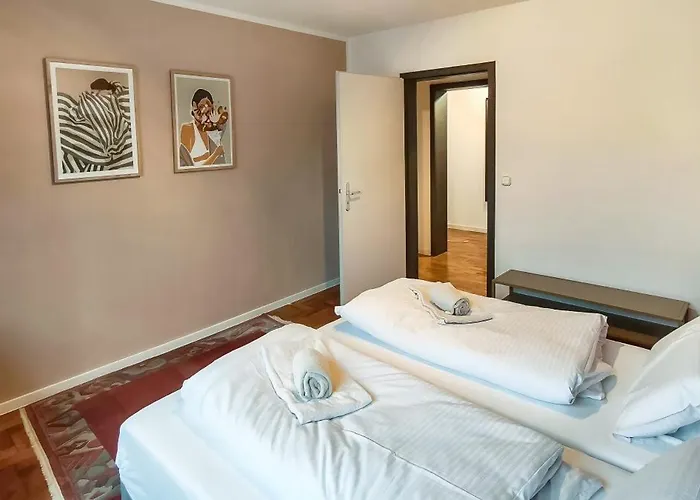 Appartement Muensterblick - 3 Am Theater Ulm